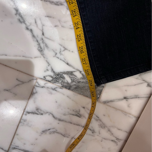 Democracy Jeans Denim women’s size 8 great condition missing button price lower - Picture 7 of 10